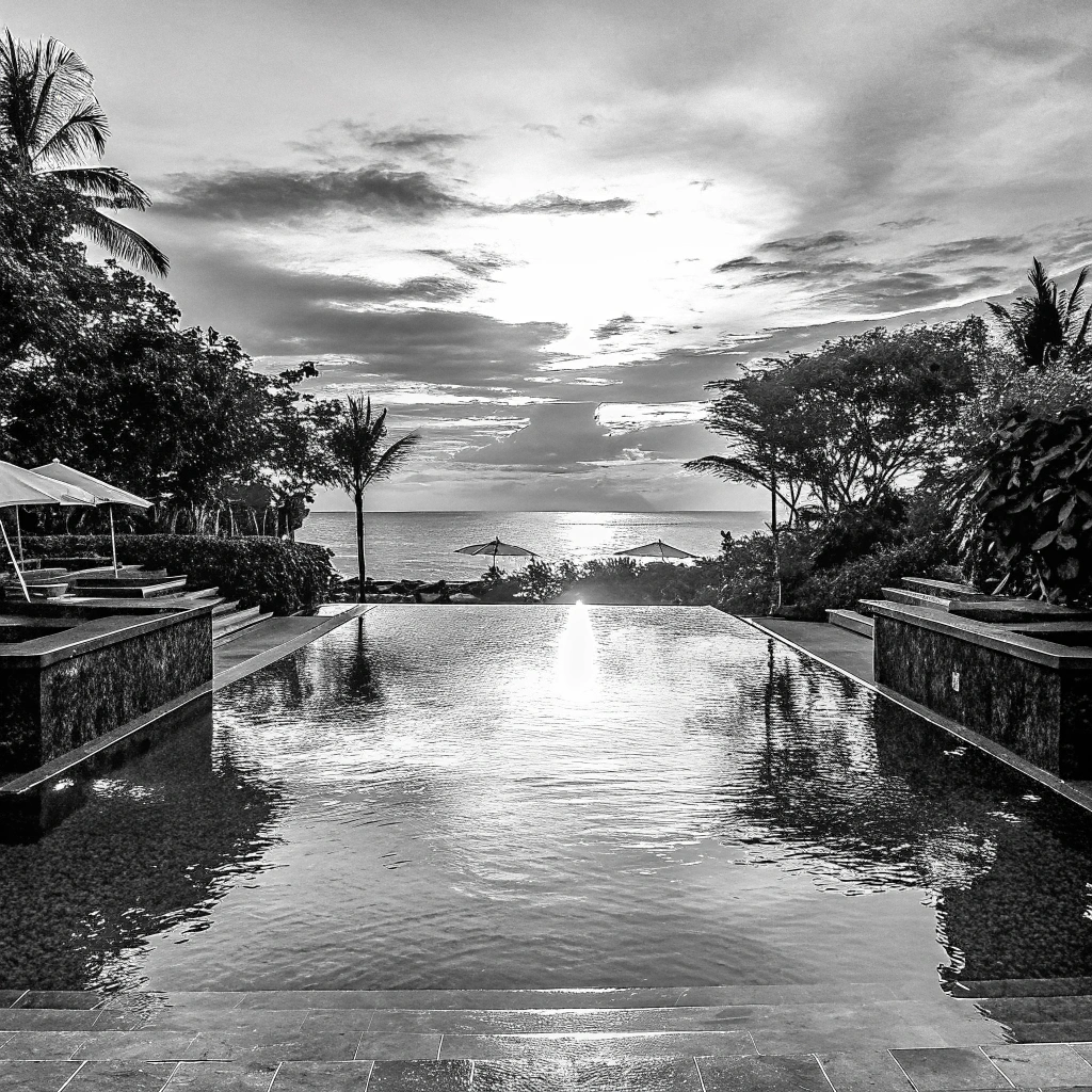 Guia Completo sobre a Piscina de Borda Infinita em 2025 2 Guia Completo sobre a Piscina de Borda Infinita em 2025